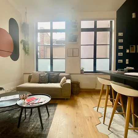 Madame Reve, L'esquermoise * ליל