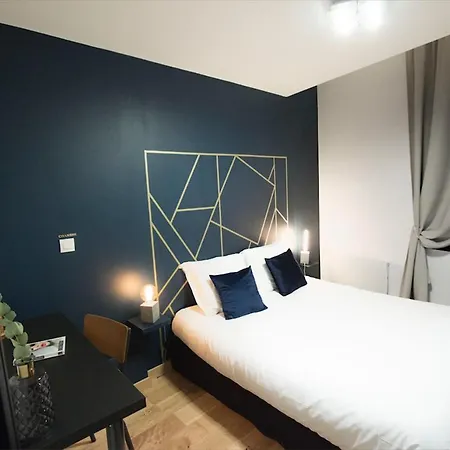 Madame Reve, L'esquermoise